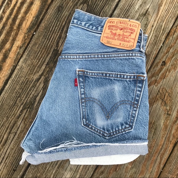 Levi 505 cutoff shorts - Picture 2 of 4